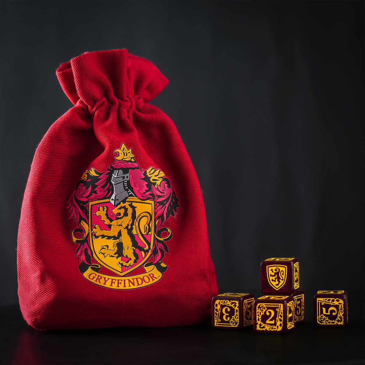 Produktbild Harry Potter - Gryffindor RPG Würfel Set 5tlg mit Würfelbeutel rot