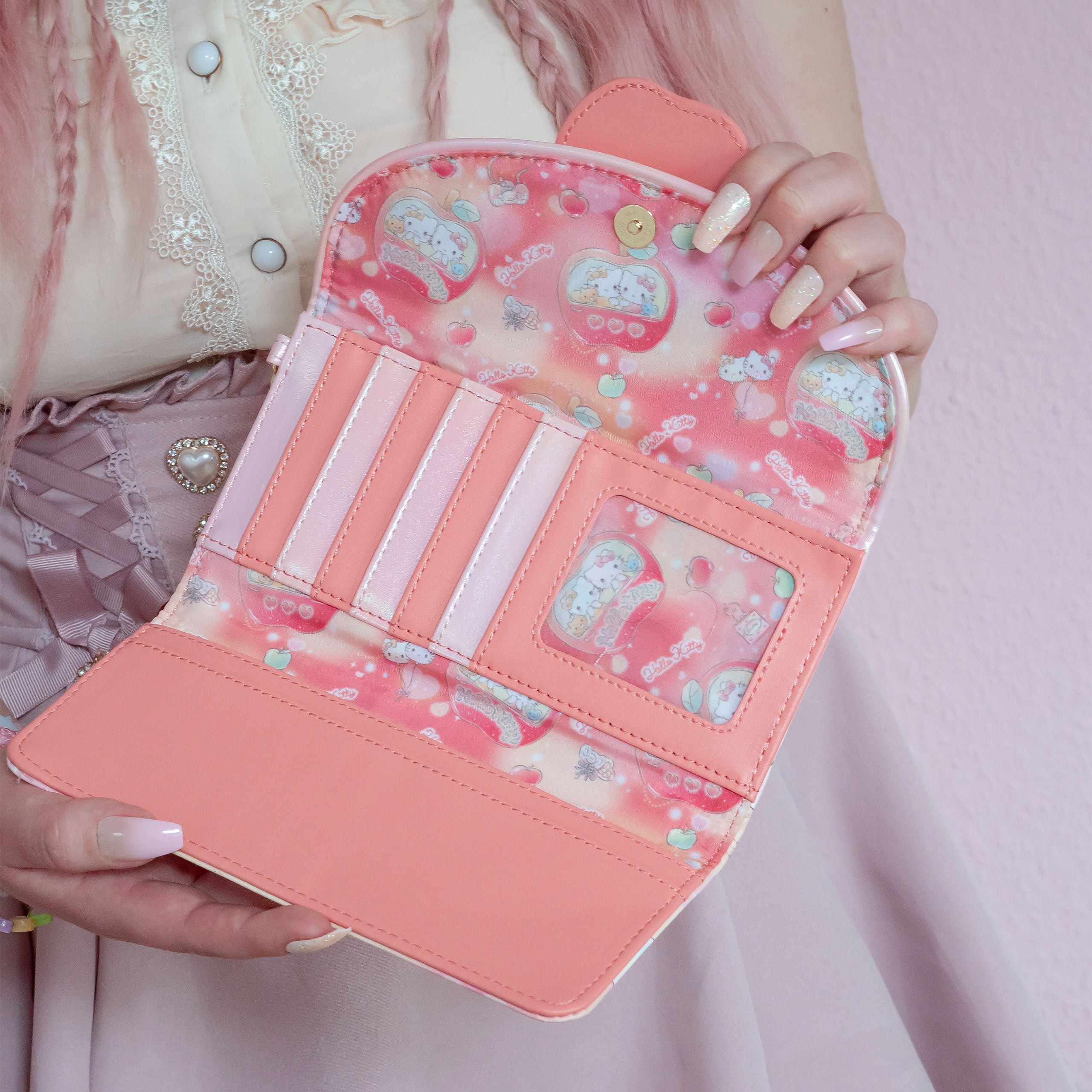Produktbild Sanrio - Hello Kitty Carnival Geldbörse