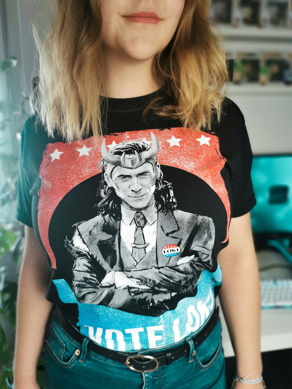 Produktbild Loki - Vote Loki T-Shirt schwarz