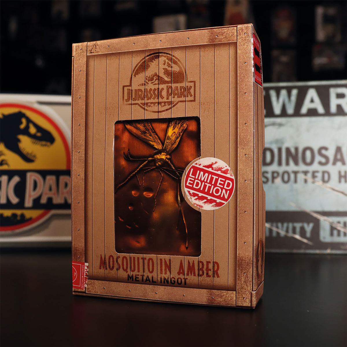 Produktbild Jurassic Park - Moskito in Amber Metallbarren Replik limitiert