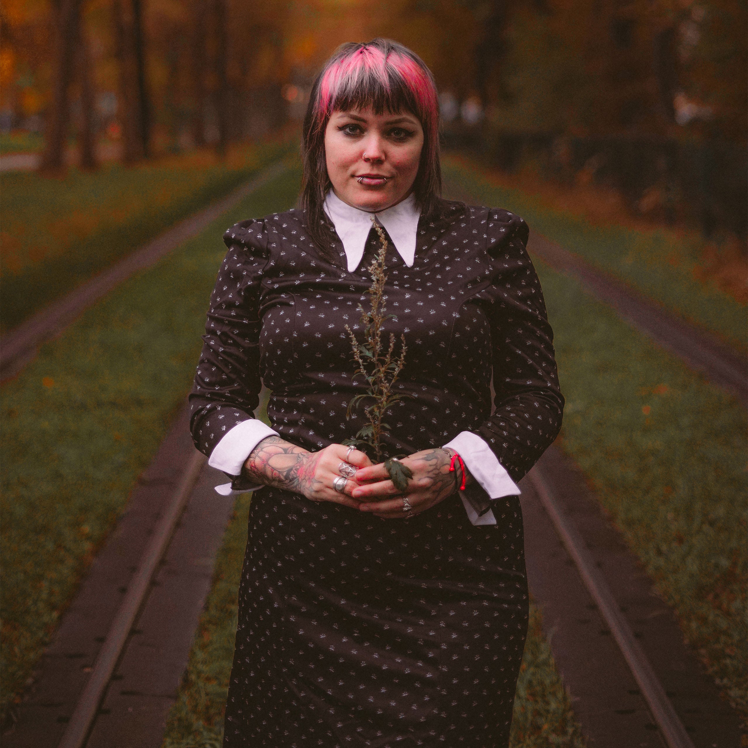 Produktbild Wednesday Addams Kostüm Kleid Damen schwarz