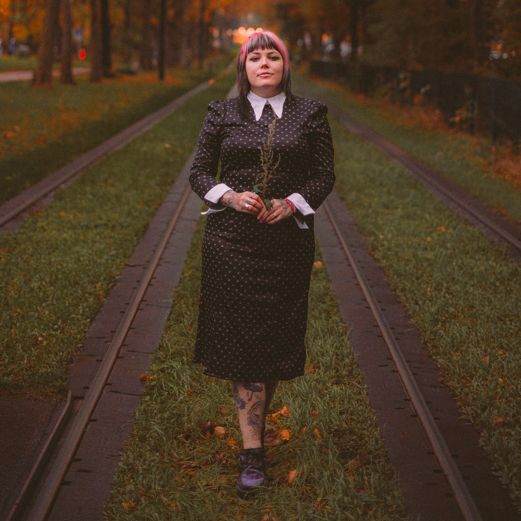 Produktbild Wednesday Addams Kostüm Kleid Damen schwarz