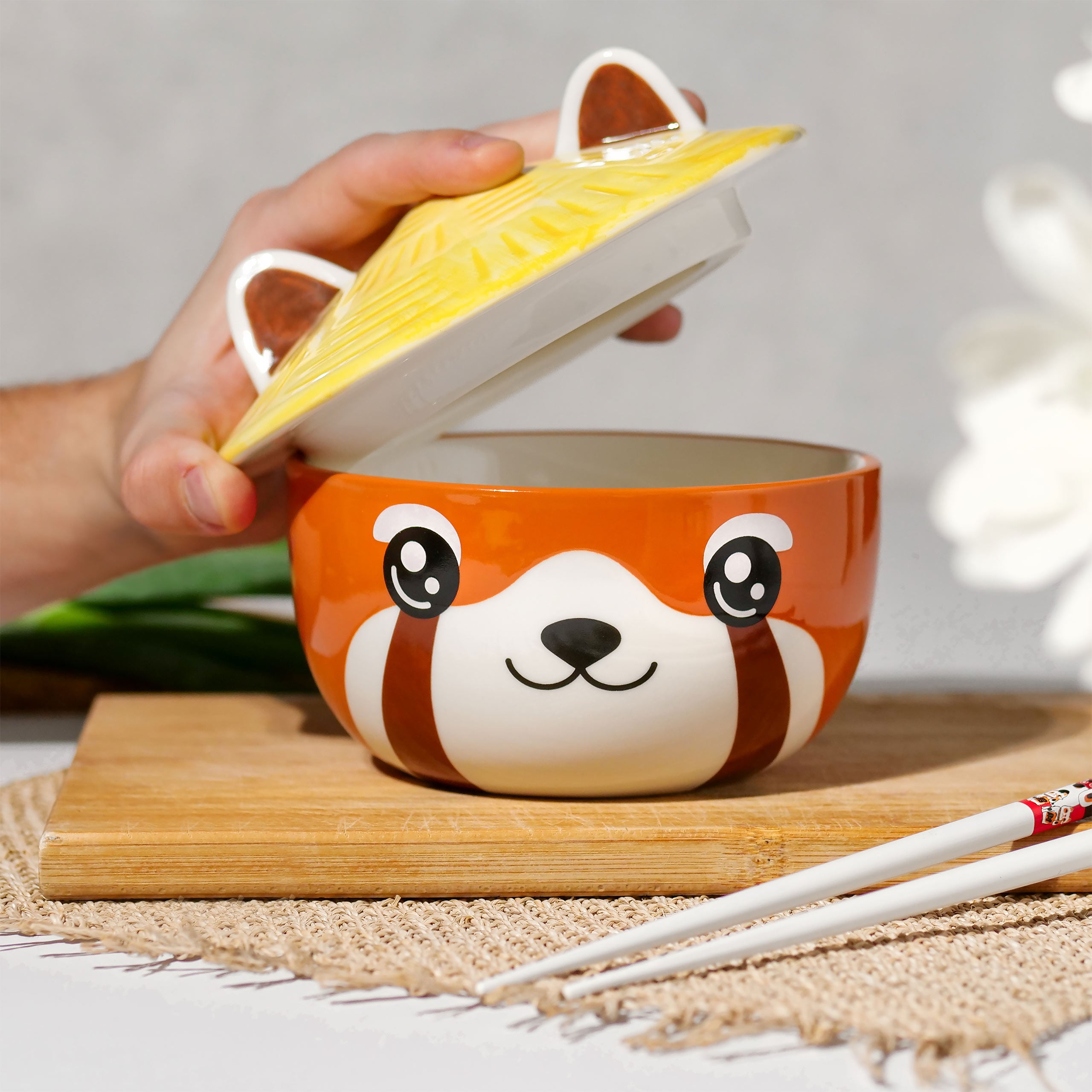 Produktbild Roter Panda Kawaii Schale mit Deckel für Anime Fans