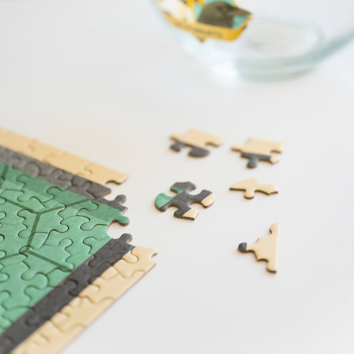 Produktbild Slytherin Wappentier Puzzle in Zaubertrank-Flasche - Harry Potter