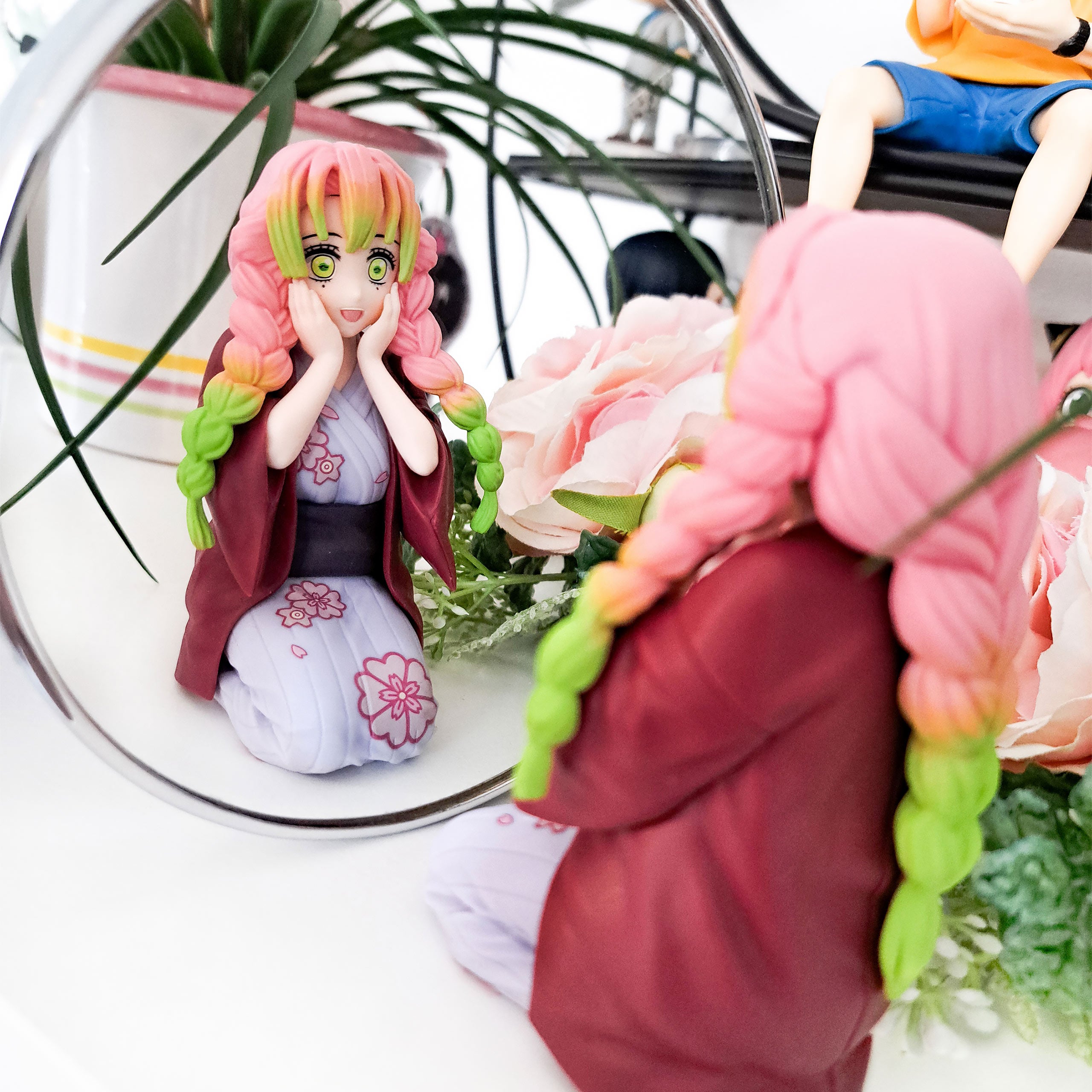 Produktbild Demon Slayer - Mitsuri Kanroji Swordsmith Village Arc Perching Figur