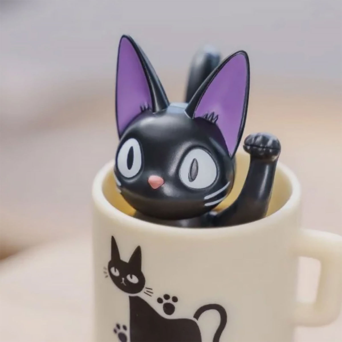 Produktbild Kikis kleiner Lieferservice - Jiji in Tasse Stehaufmännchen Figur