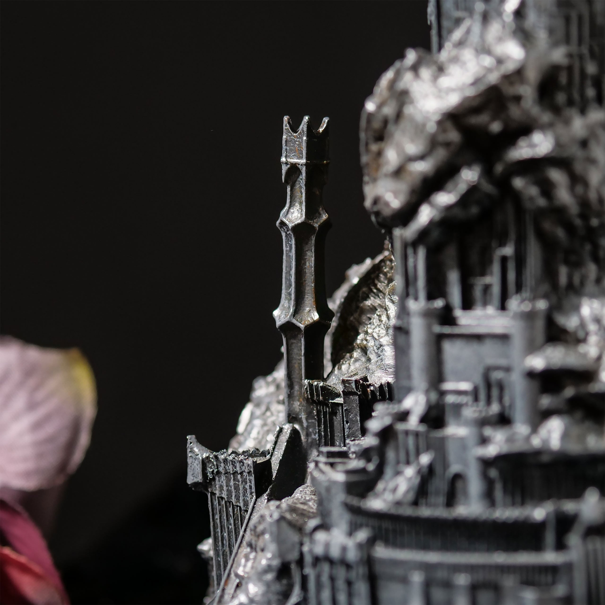 Produktbild Barad-dûr Backflow Räucherwasserfall Miniatur Replik - Der Herr der Ringe