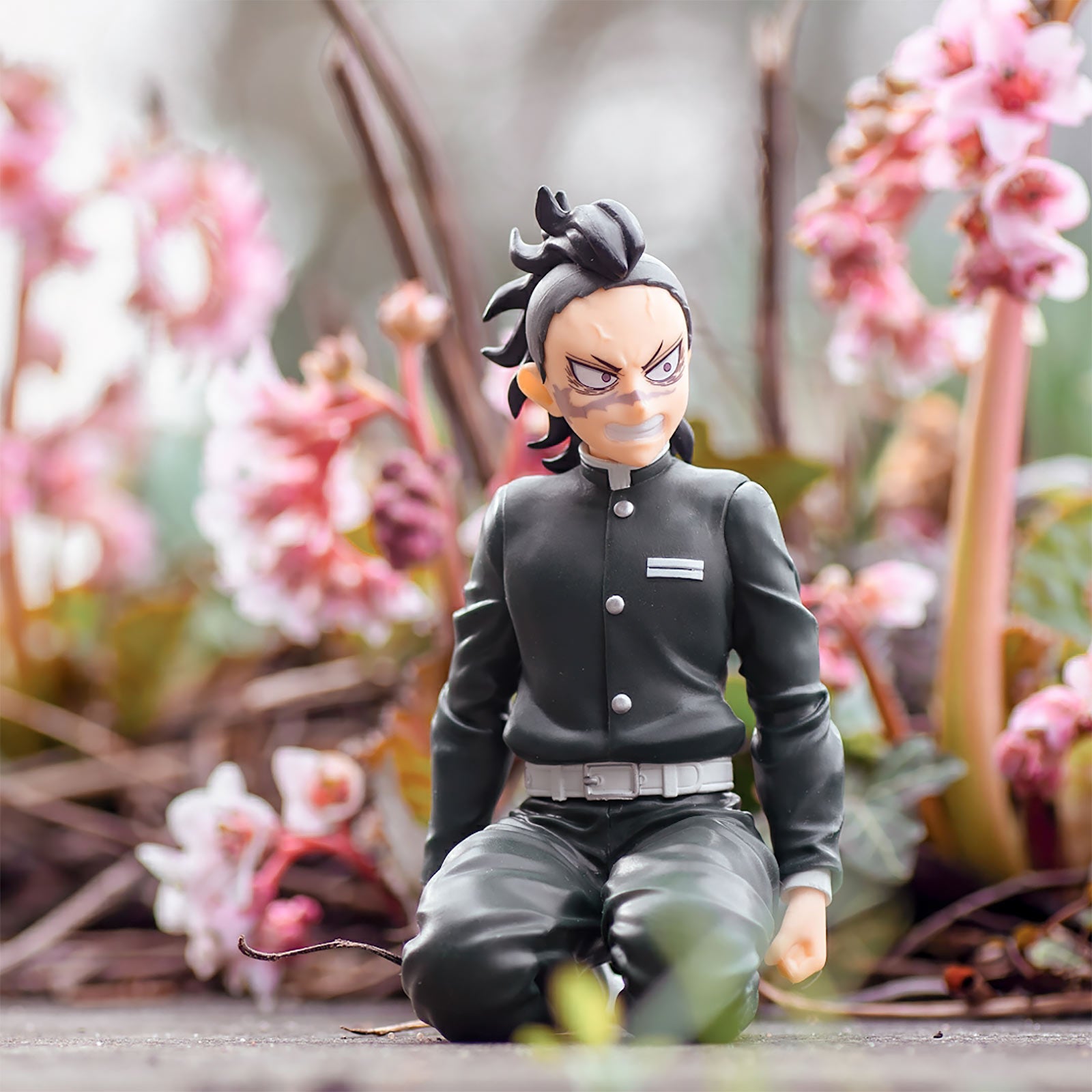 Produktbild Demon Slayer - Genya Shinazugawa Swordsmith Village Arc Perching Figur