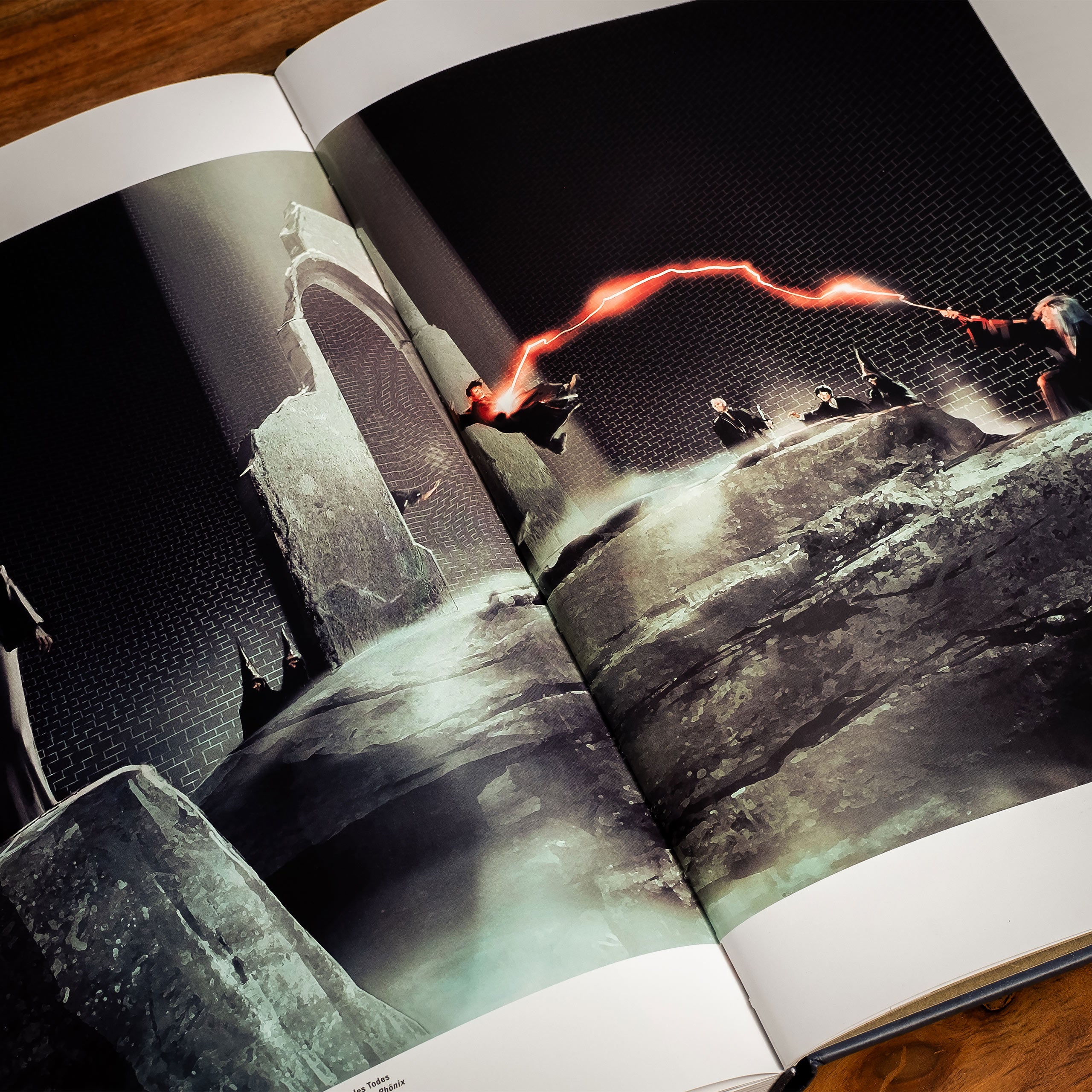 Produktbild Harry Potter - Who Is Who - Die Figuren der Zauberwelt Handbuch