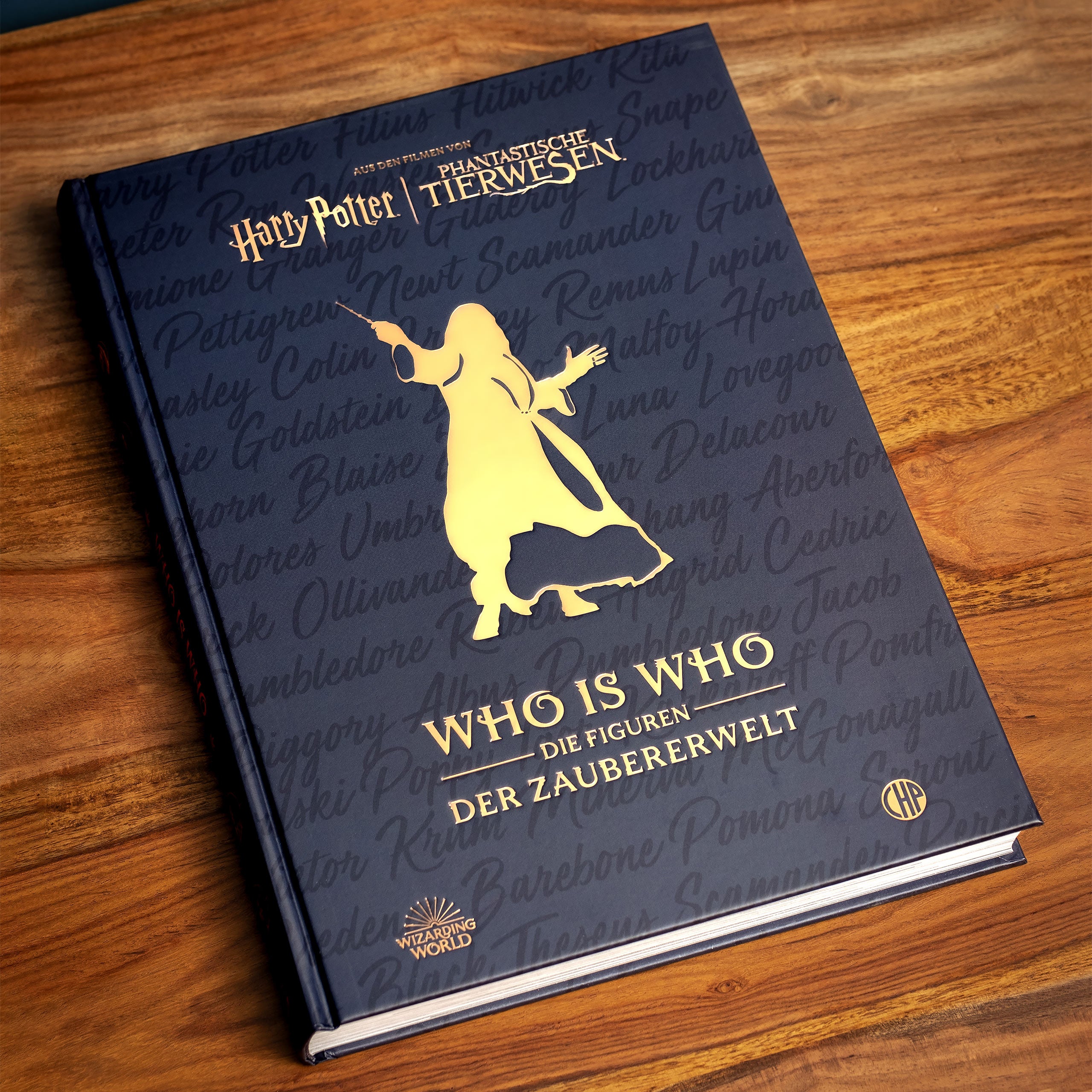 Produktbild Harry Potter - Who Is Who - Die Figuren der Zauberwelt Handbuch