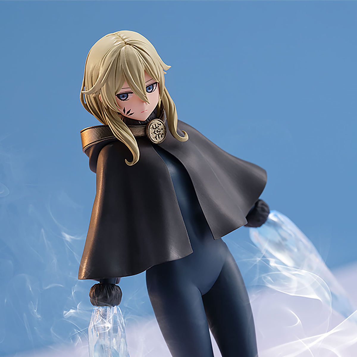 Produktbild SHY - Tzveta Figur