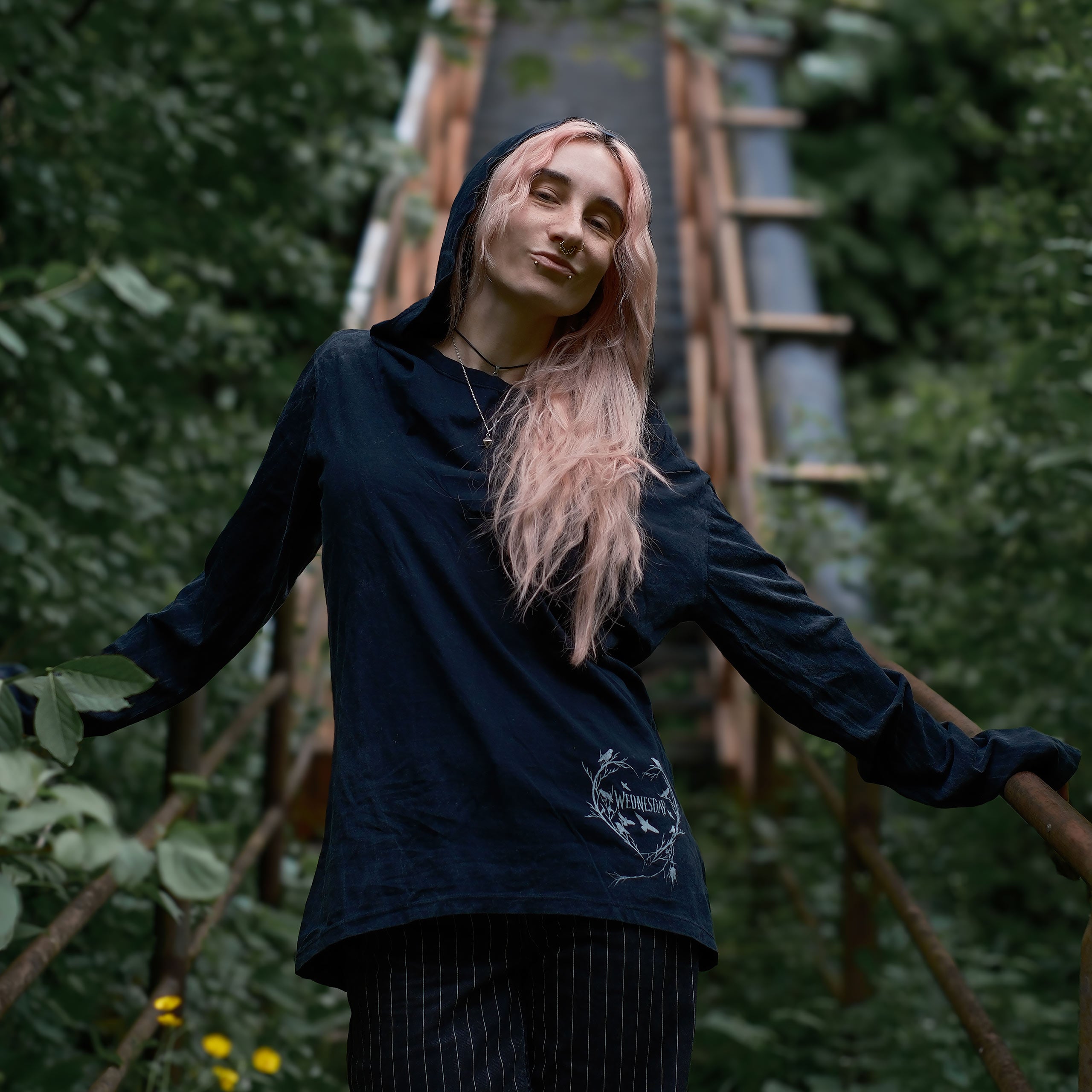 Produktbild Wednesday - Dance Sweater mit Kapuze
