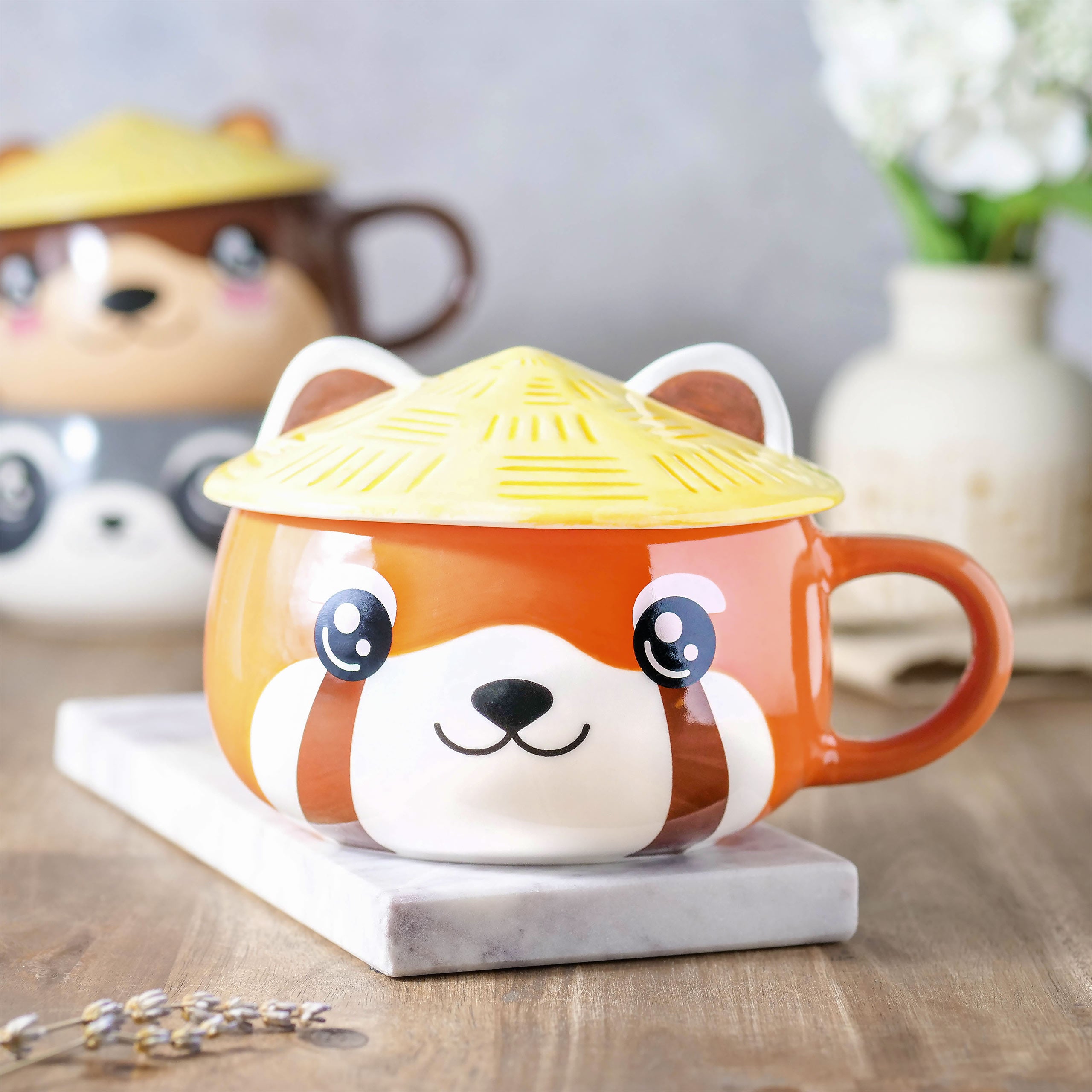 Produktbild Roter Panda Kawaii Tasse mit Deckel für Anime Fans