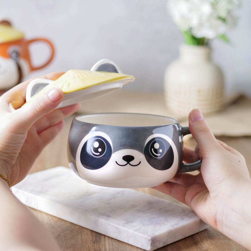 Produktbild Waschbär Kawaii Tasse mit Deckel für Anime Fans
