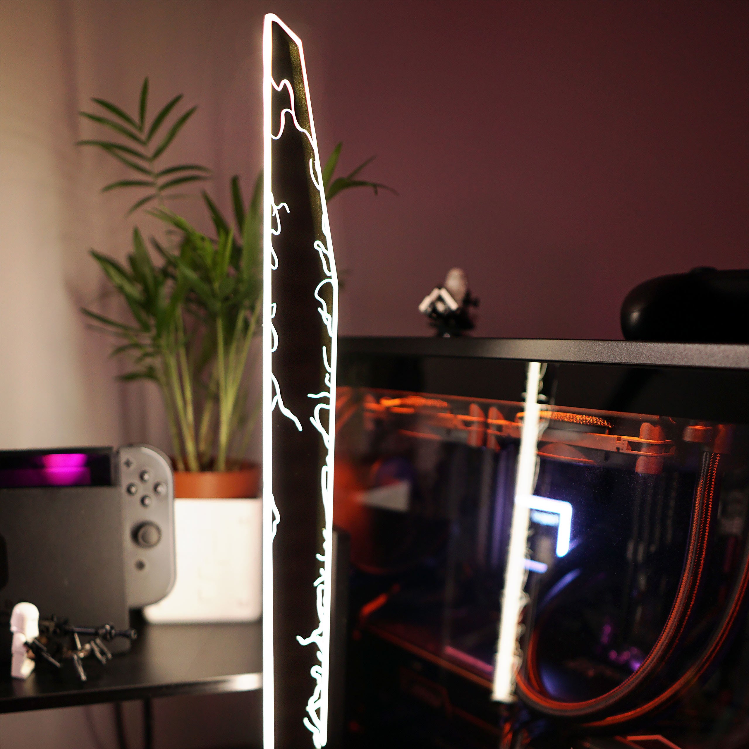 Produktbild Mandalorian Darksaber Lichtschwert Tischlampe - Star Wars