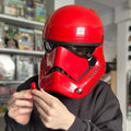 Produktbild Star Wars - Galaxy‘s Edge Captain Cardinal Black Series Helm Replik