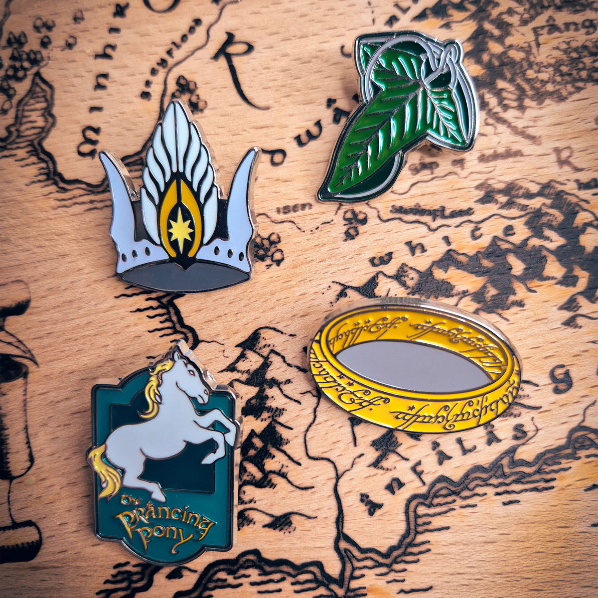 Produktbild Der Herr der Ringe - Symbols Pins 4er Set