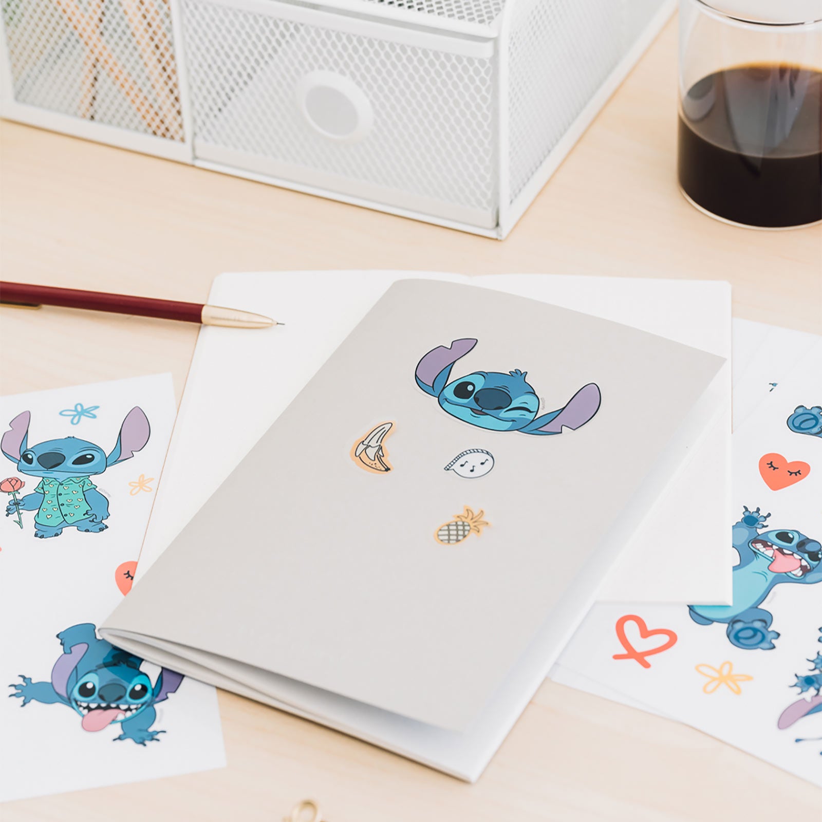 Produktbild Stitch Tropical Aufkleber - Lilo & Stitch
