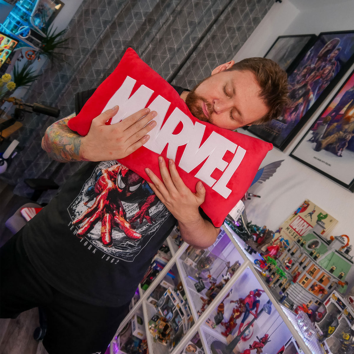 Produktbild Marvel - Logo Kissen rot