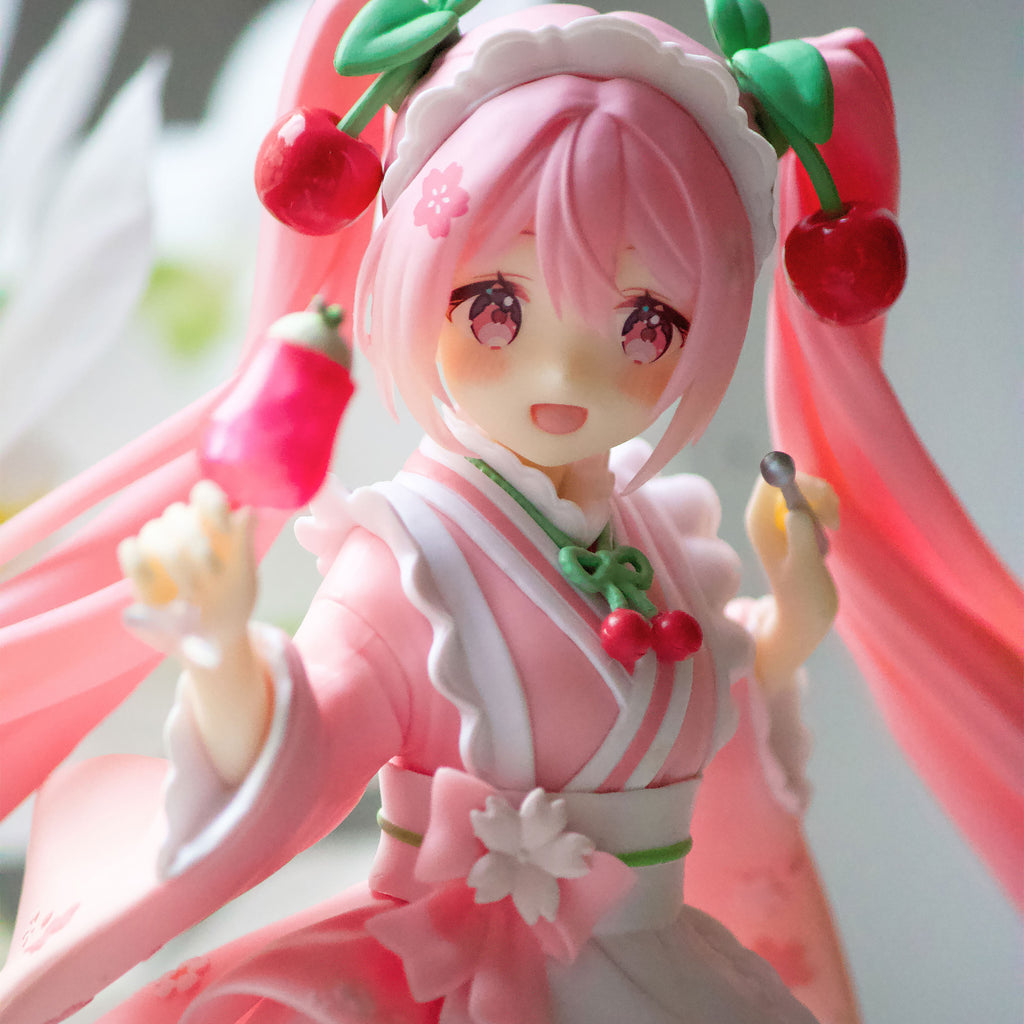 Produktbild Hatsune Miku - Sakura Miku Figur Japanese Cafe Version