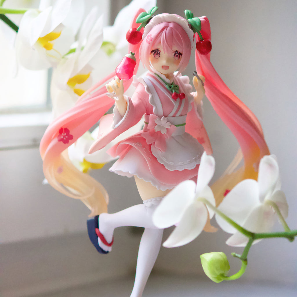 Produktbild Hatsune Miku - Sakura Miku Figur Japanese Cafe Version