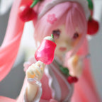 Produktbild Hatsune Miku - Sakura Miku Figur Japanese Cafe Version