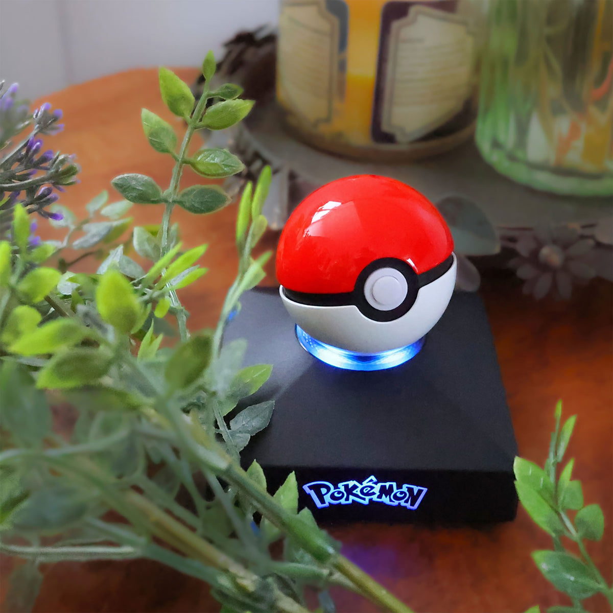 Produktbild Pokemon - Pokeball Mini Replik mit Licht