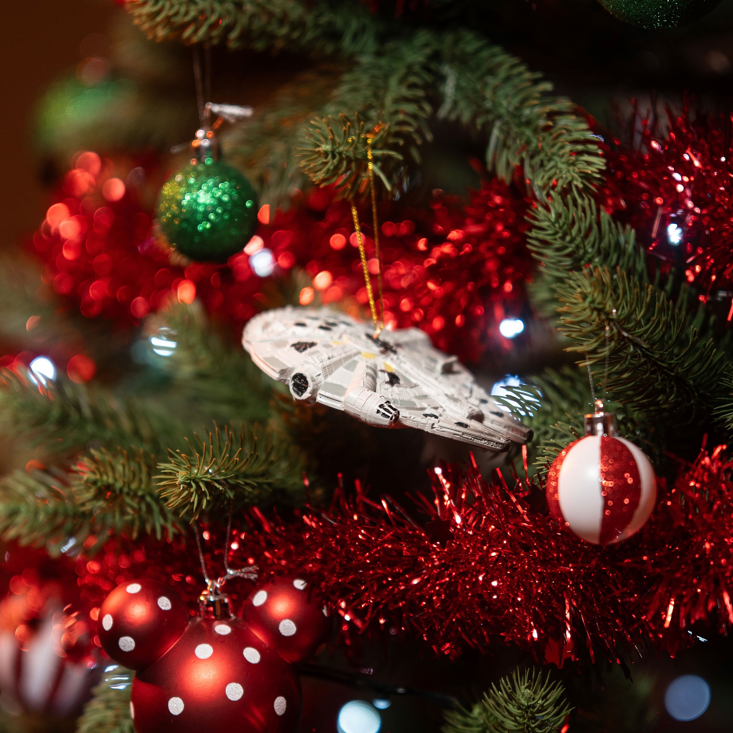 Product image Star Wars - Millennium Falcon Christmas Tree Ornament