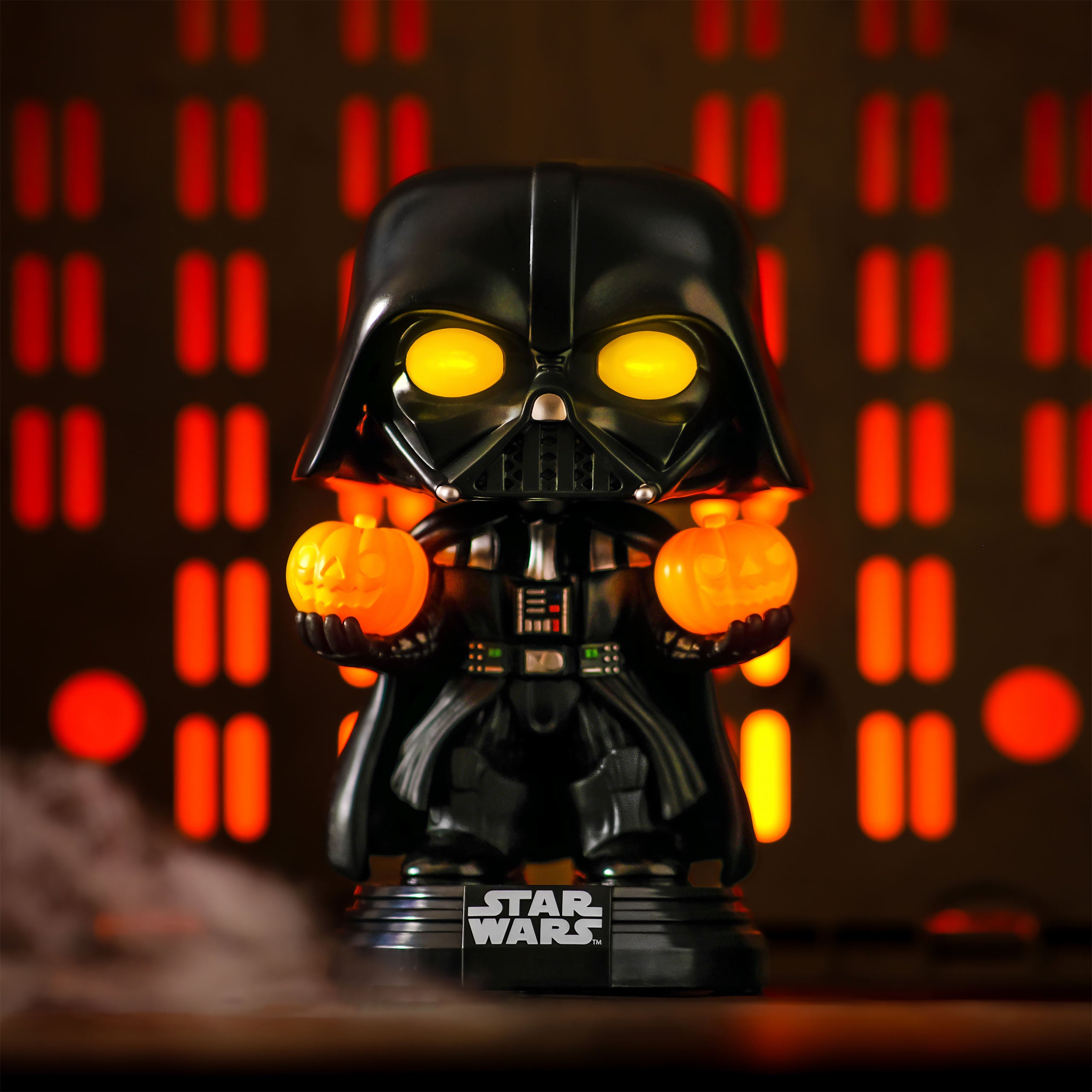 Produktbild Star Wars - Darth Vader Funko Pop Wackelkopf-Figur mit Licht