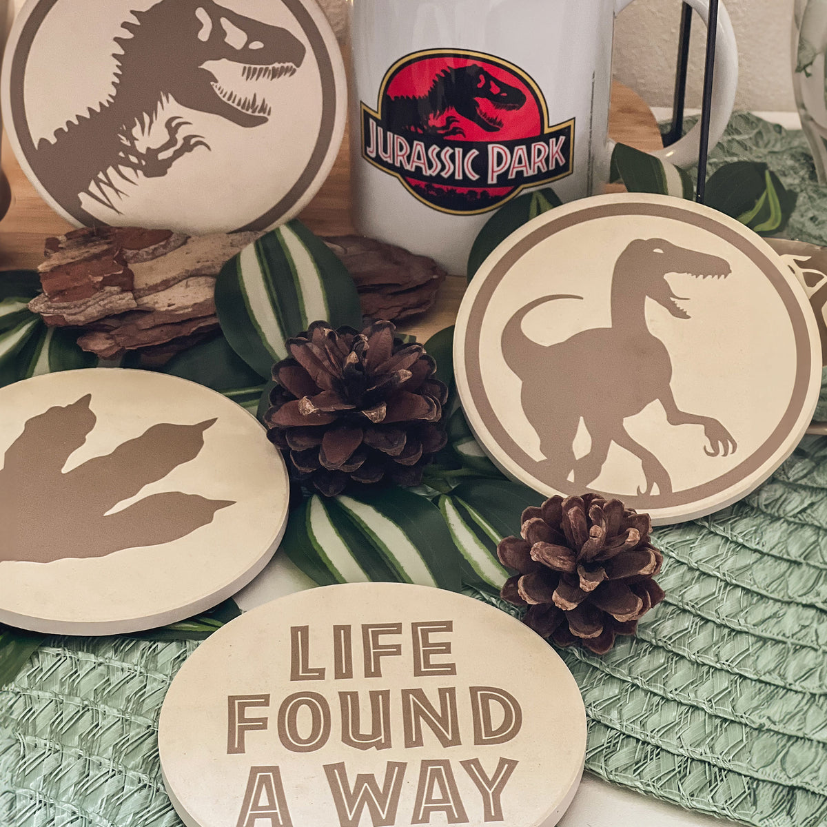 Produktbild Jurassic Park - Life Found A Way Untersetzer 4er Set