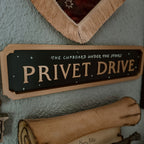 Produktbild Harry Potter - Privet Drive Glow in the Dark Holz Wandbild