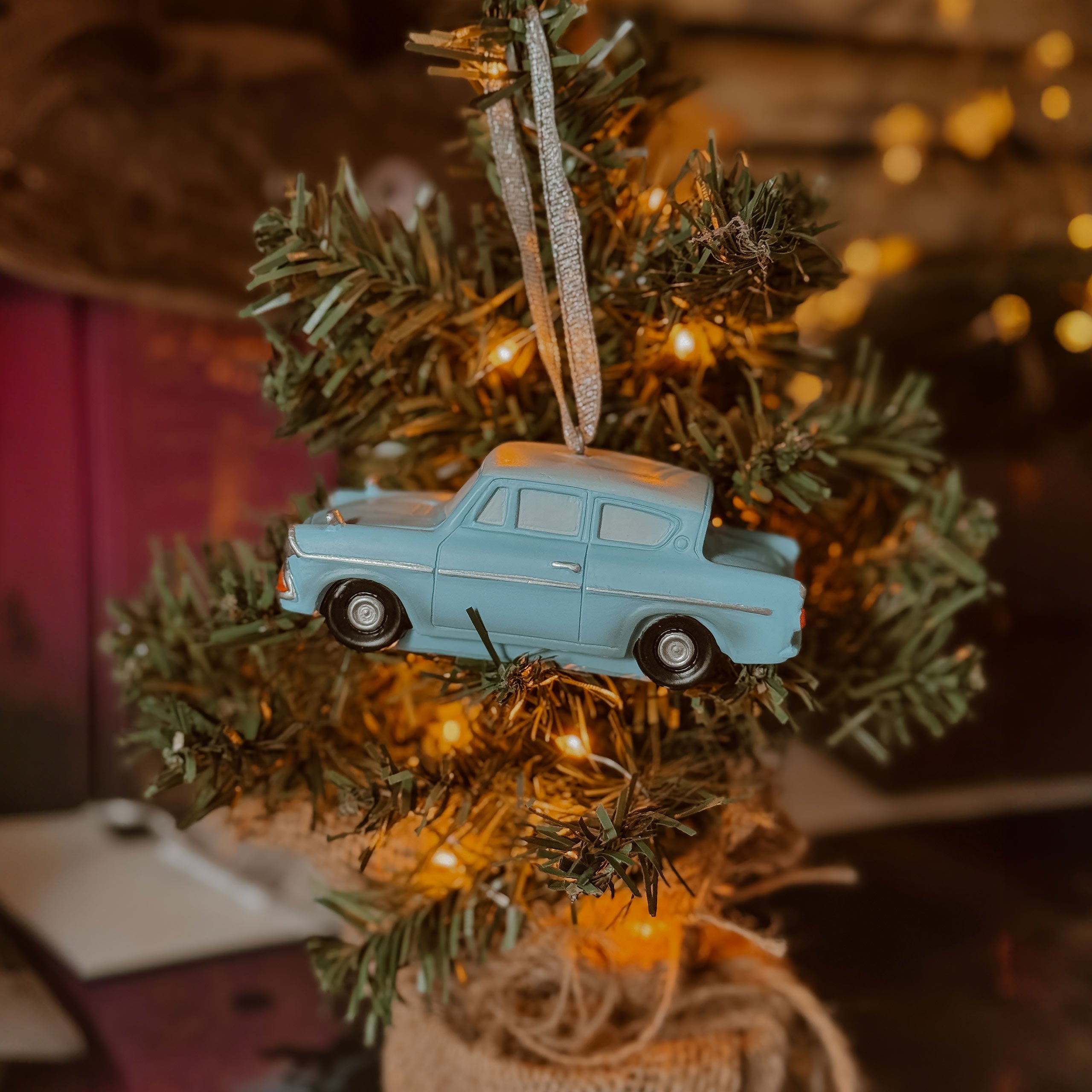 Product image Harry Potter - Flying Car Christmas Tree Ornament