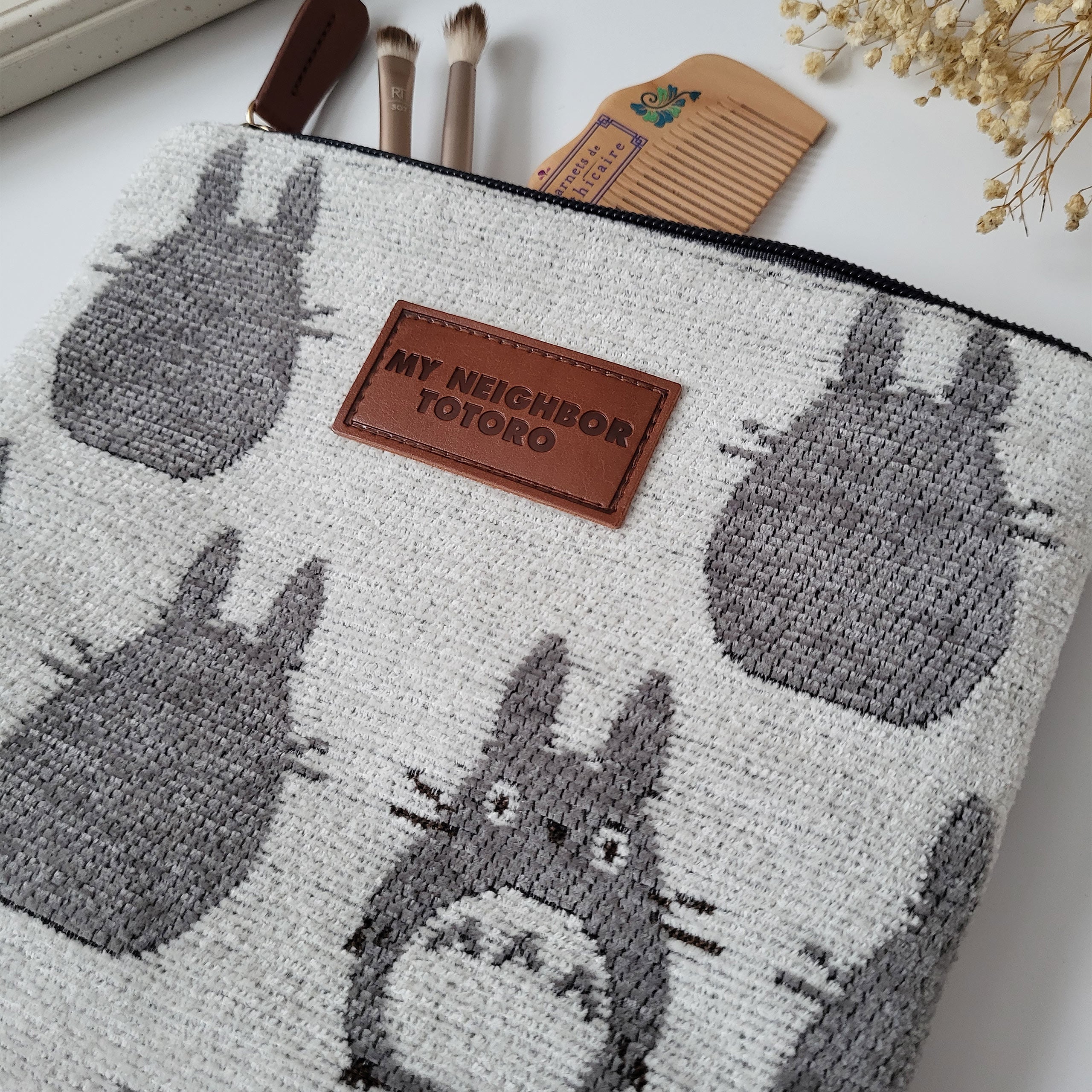 Produktbild Totoro - Silhouette Totoro Kosmetiktasche