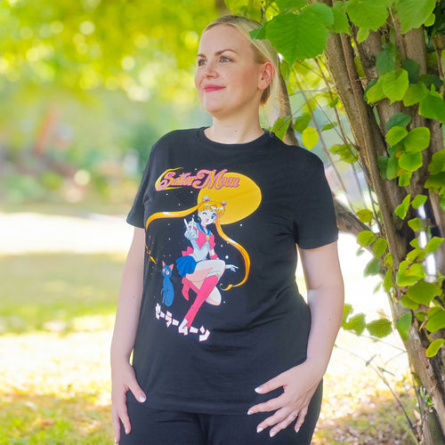 Produktbild Sailor Moon mit Luna T-Shirt schwarz