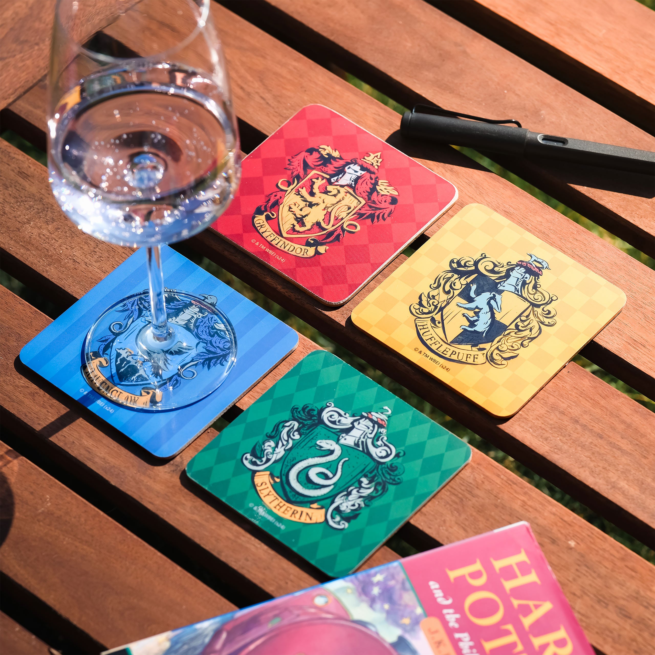 Produktbild Harry Potter - Häuser Wappen Untersetzer 4er Set