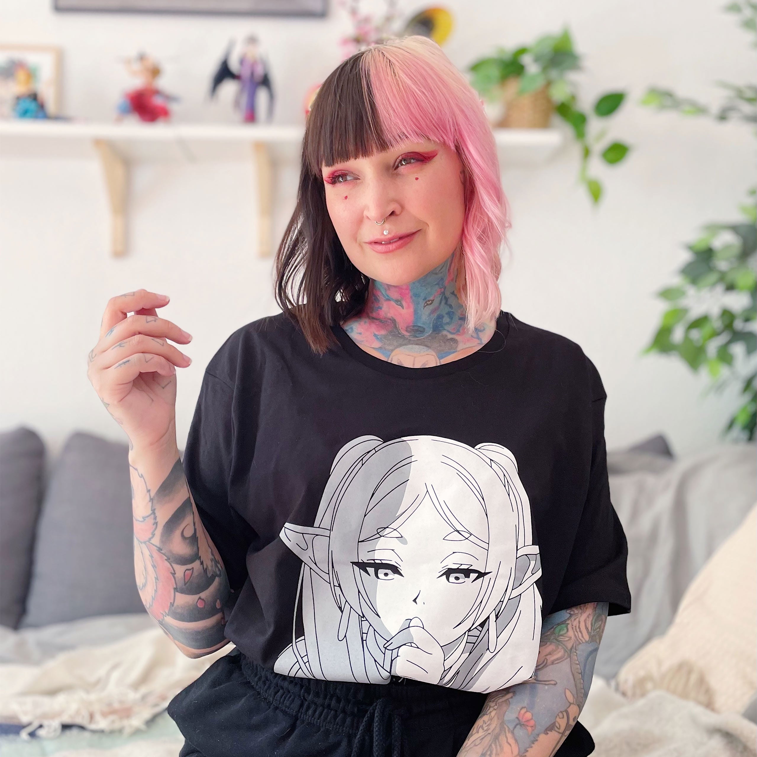 Produktbild Character T-Shirt für Frieren Fans schwarz