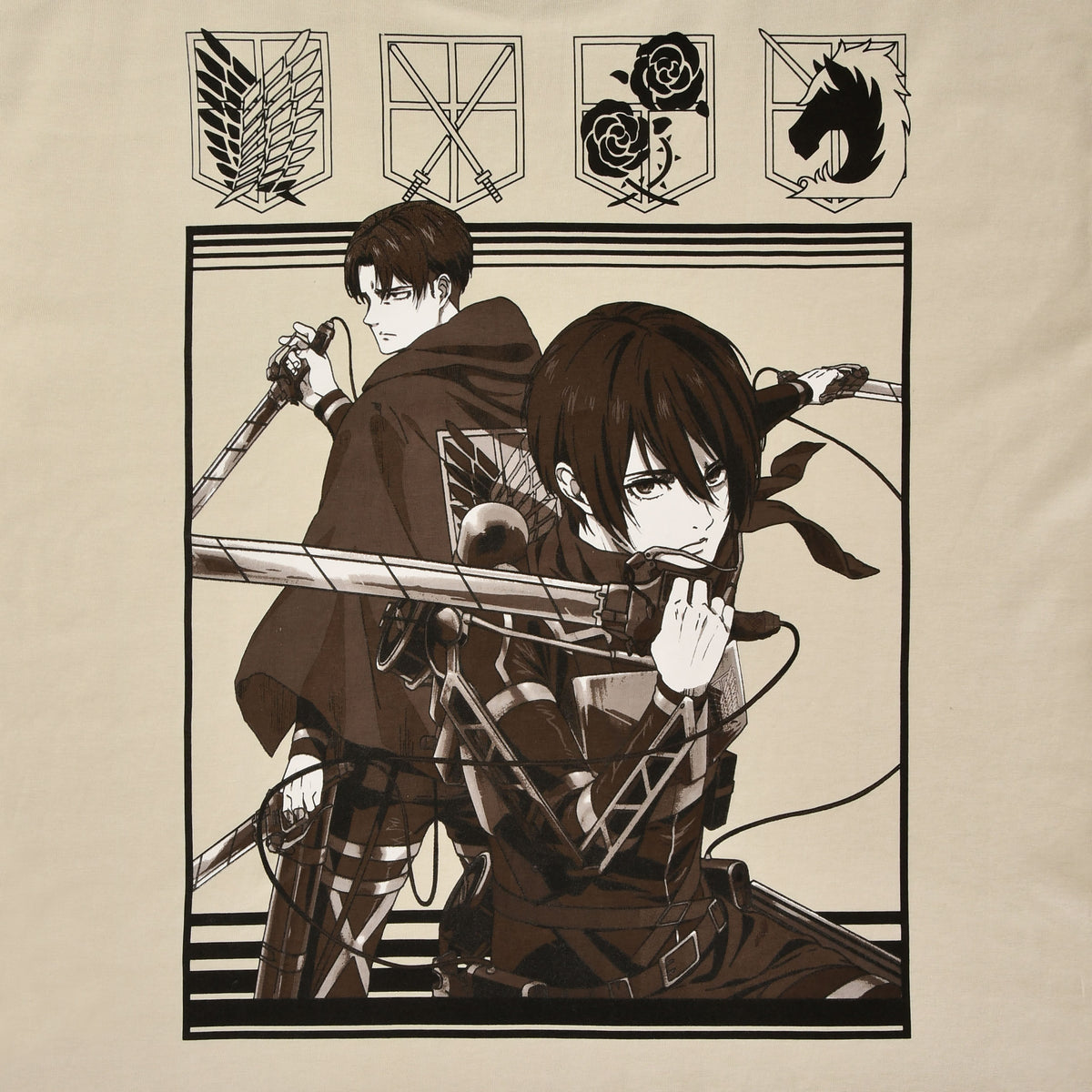 Product image Attack on Titan - Group Oversize T-Shirt beige