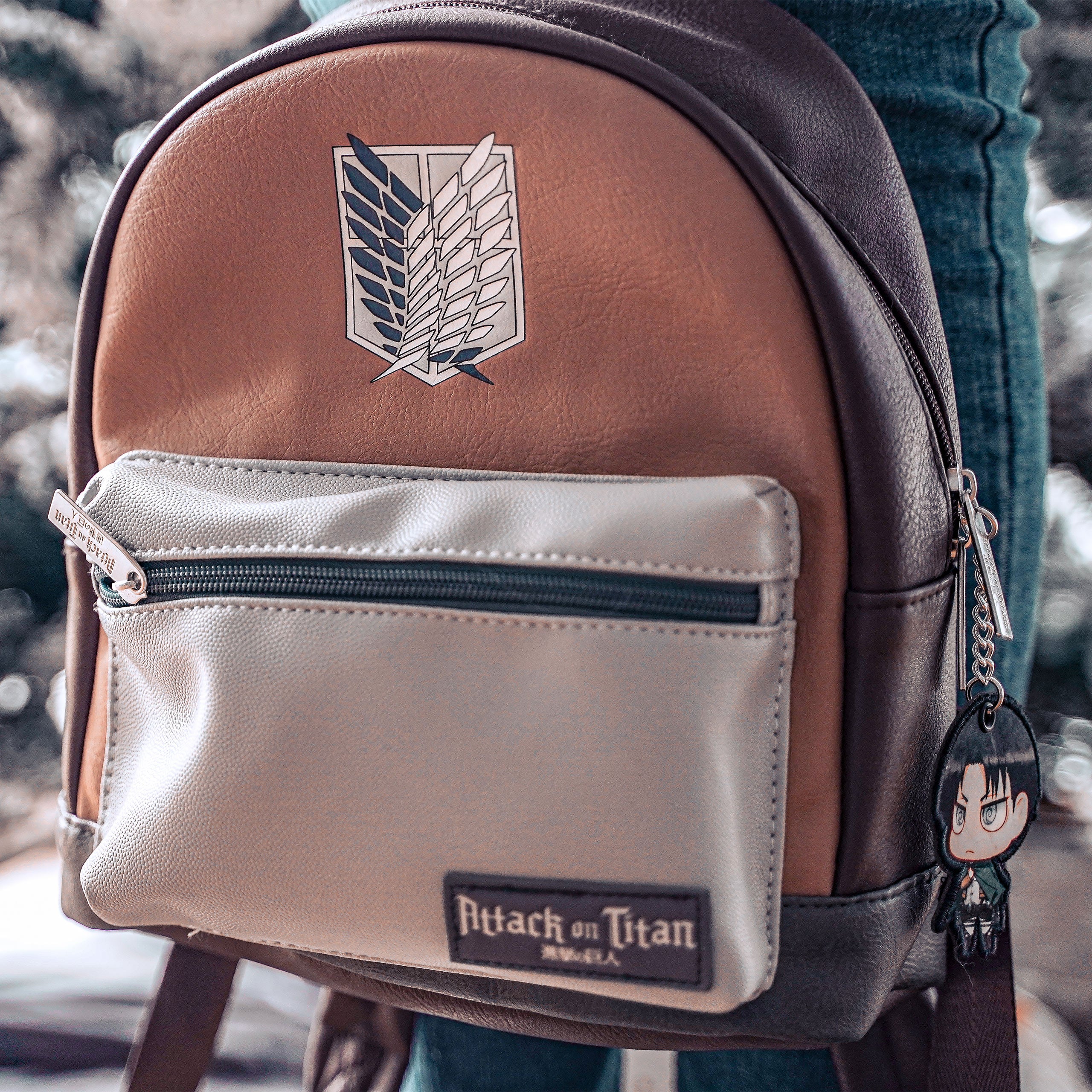 Produktbild Attack on Titan - Levi Chibi Mini Rucksack