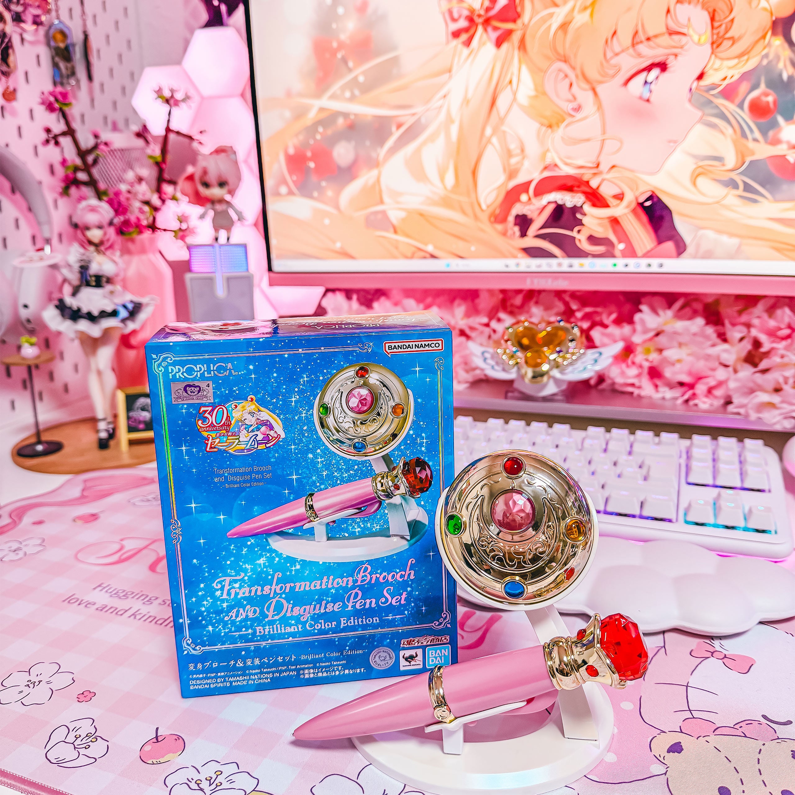Produktbild Sailor Moon - Verwandlungsbrosche & Verwandlungsfüller mit Licht- und Soundeffekten