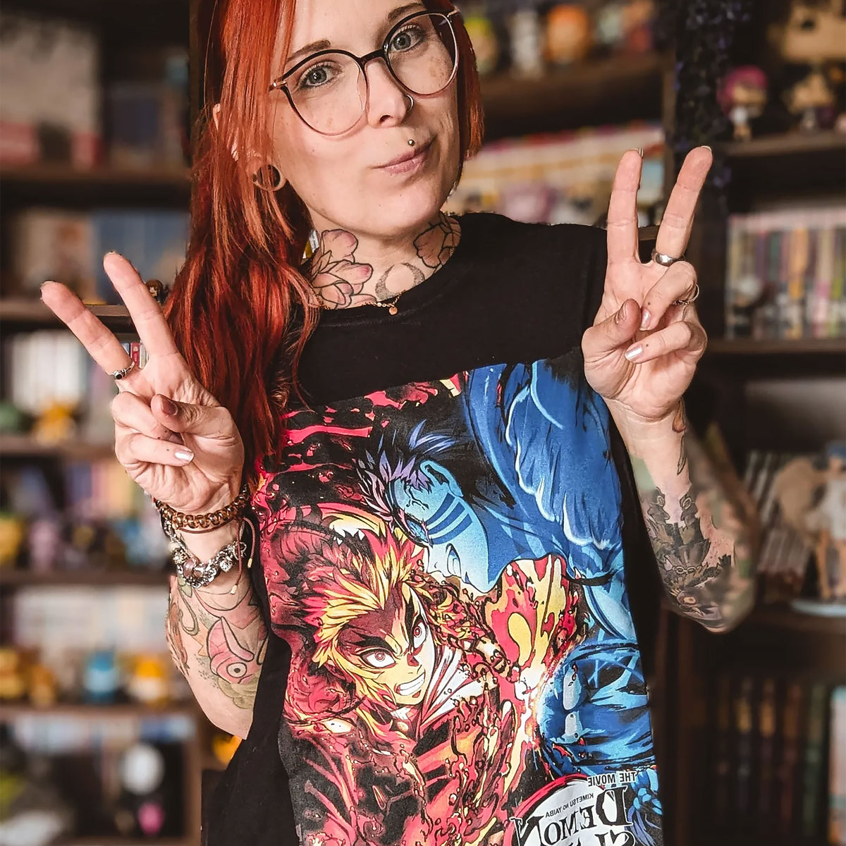 Produktbild Demon Slayer - Akaza vs. Rengoku T-Shirt schwarz