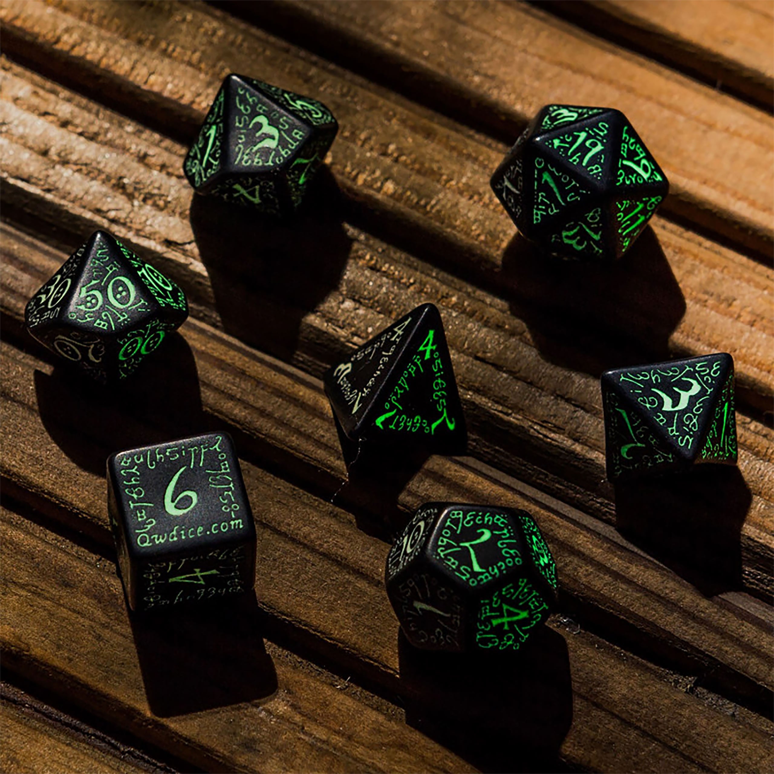Produktbild Elvish RPG Würfel Set 7tlg Glow in The Dark Edition