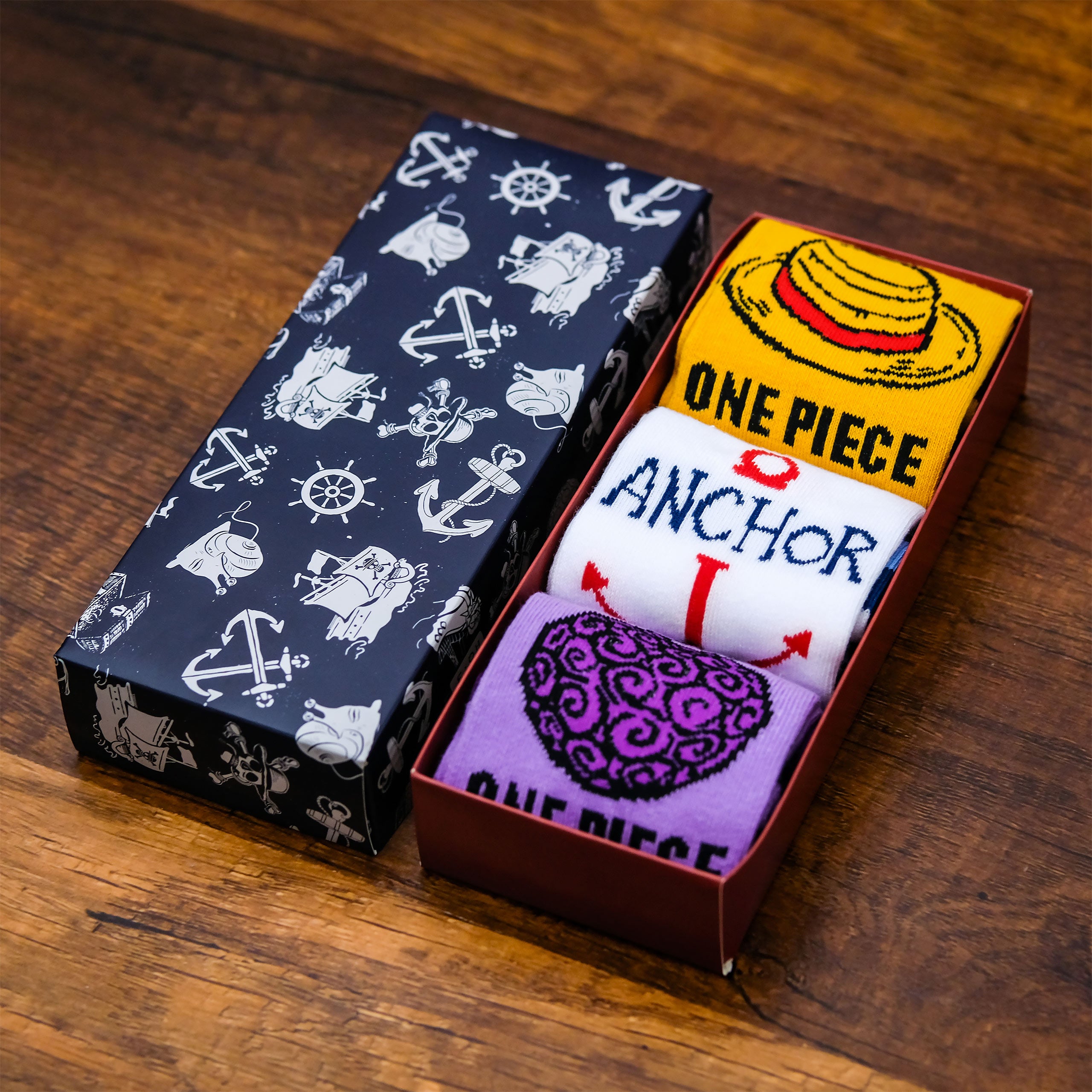 Produktbild One Piece Socken 3er Set in Geschenkbox