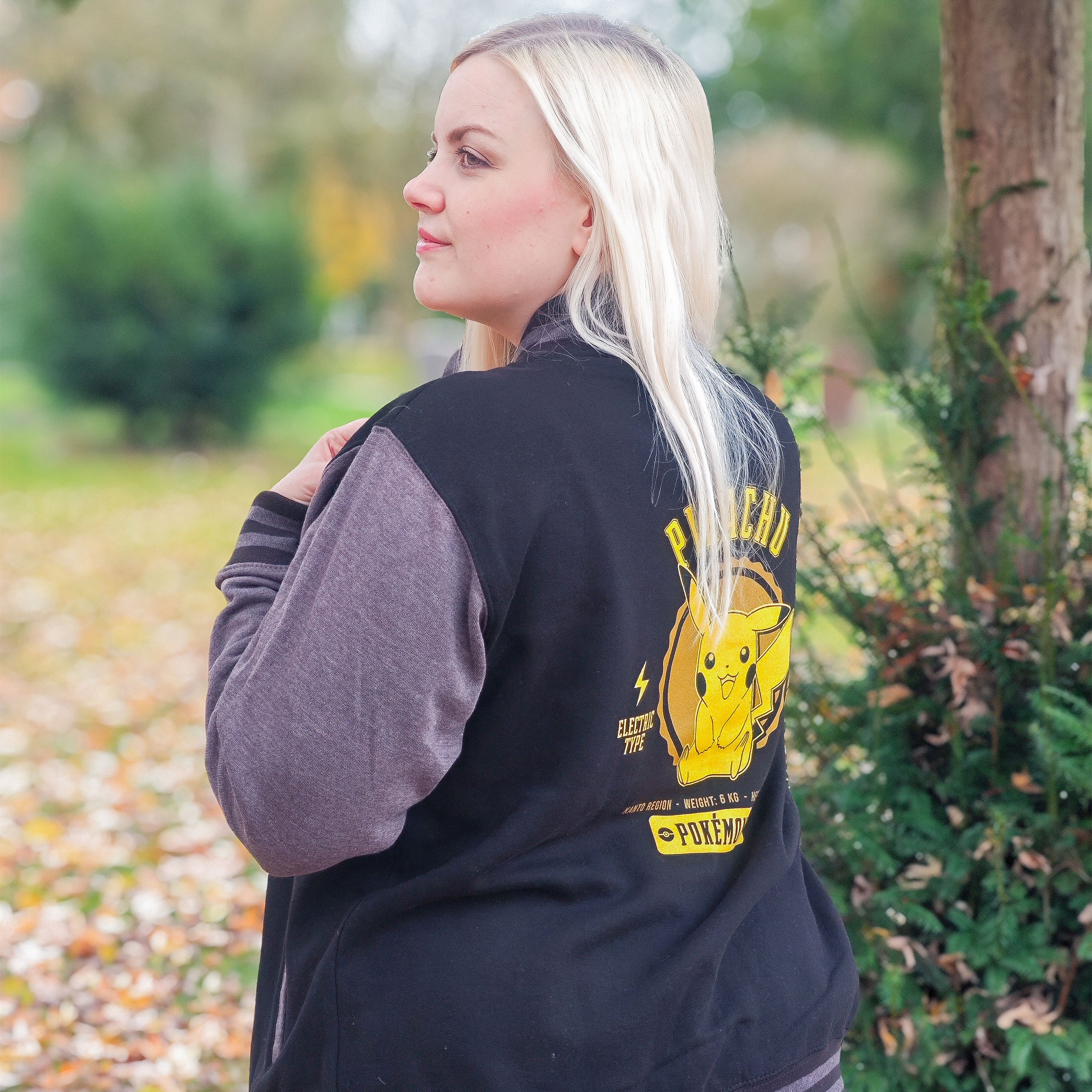 Produktbild Pokemon - Pikachu College Jacke