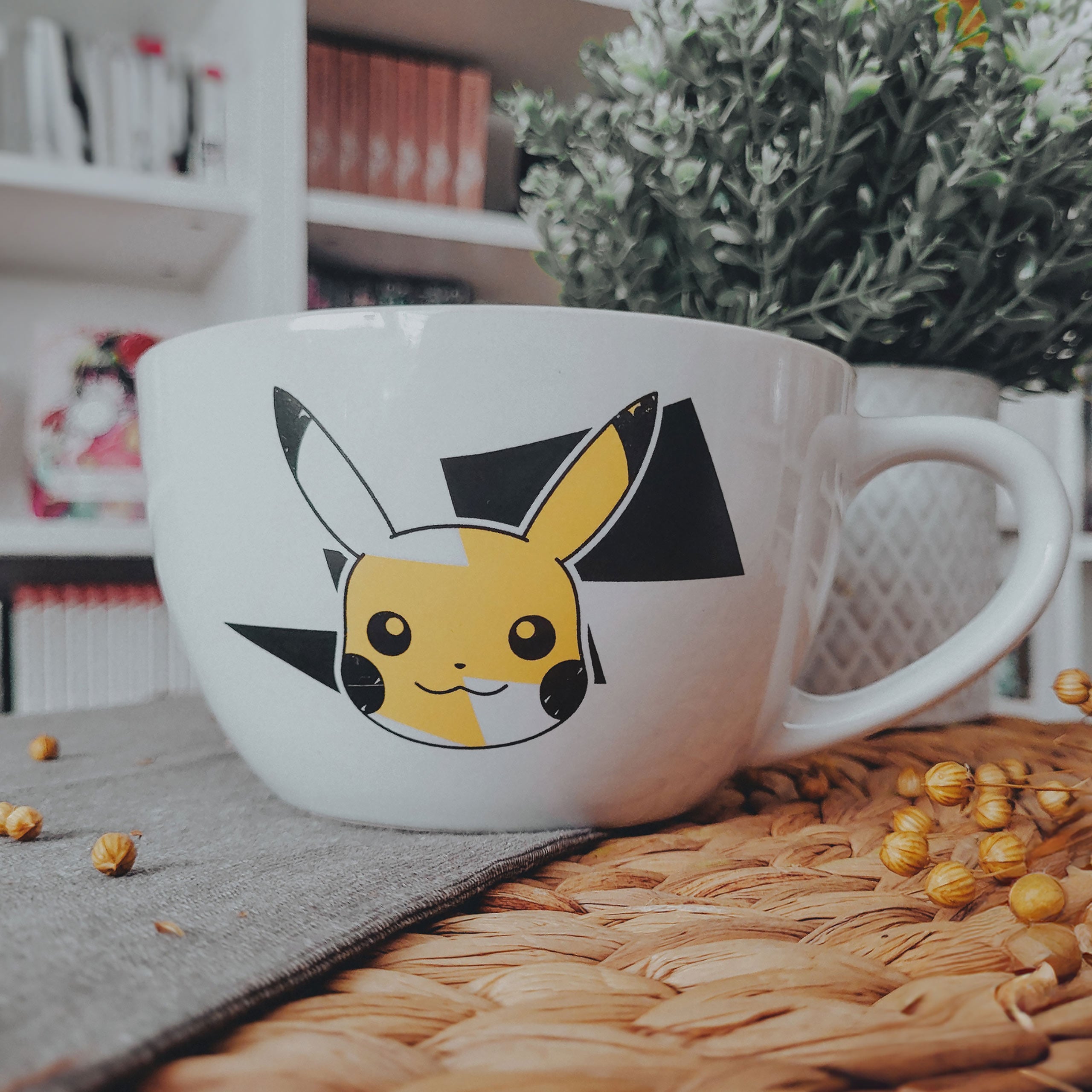 Produktbild Pokemon - Pikachu Thunderstruck Tasse XXL