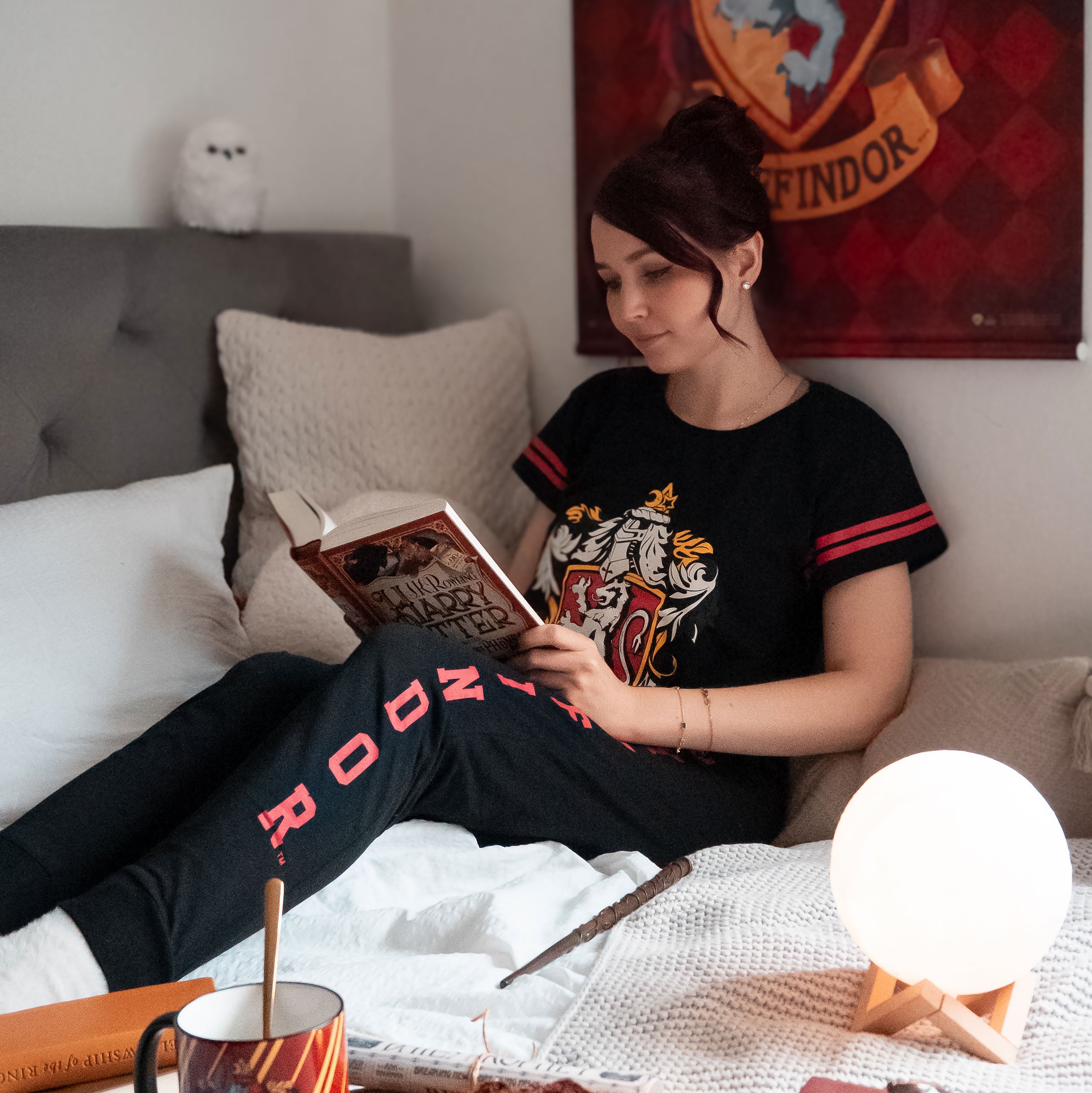 Produktbild Gryffindor Wappen Pyjama schwarz - Harry Potter