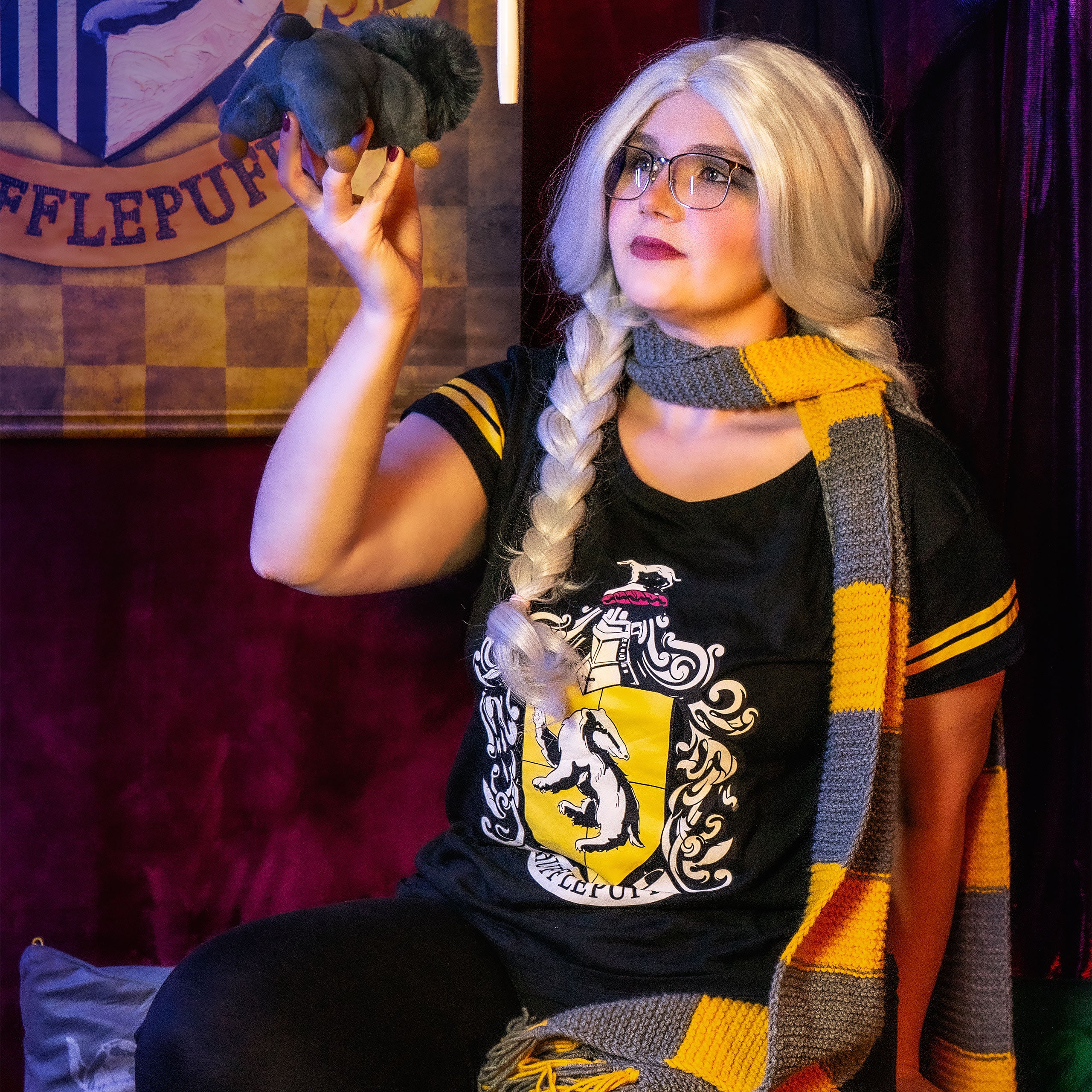 Produktbild Hufflepuff Wappen Pyjama schwarz - Harry Potter