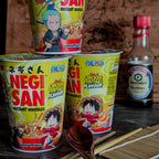 Produktbild Luffy, Zoro und Nami Chicken Teriyaki Instant-Nudeln - One Piece