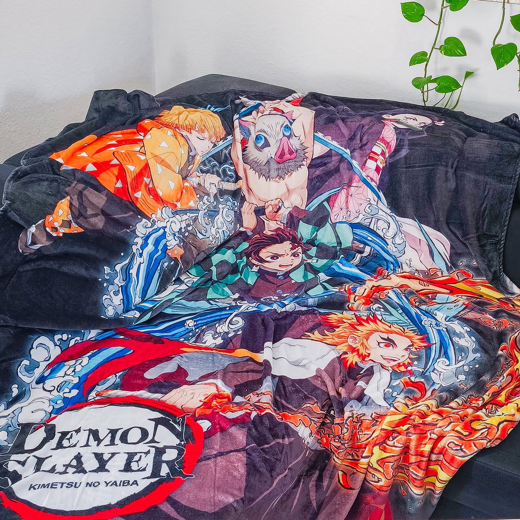 Produktbild Demon Slayer - Group Flauschdecke