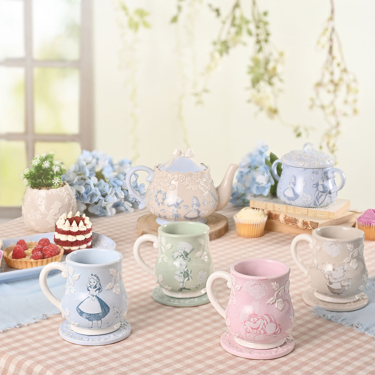 Produktbild Alice im Wunderland - Relief Tasse