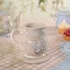 Produktbild Alice im Wunderland - Weißer Hase Relief Tasse